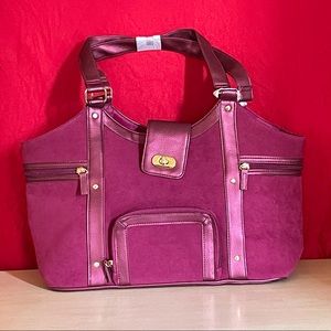 Elizabeth Arden Tote.   17”x9”